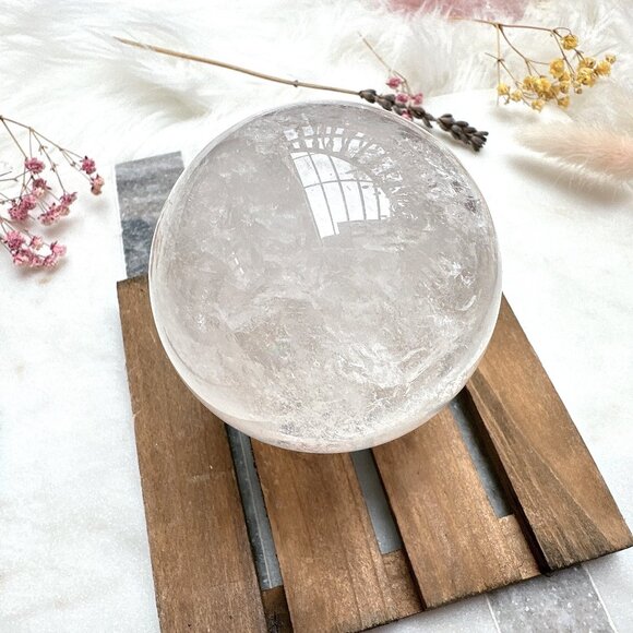 Gorgeous Clear Quartz Sphere - Picture 3 of 6